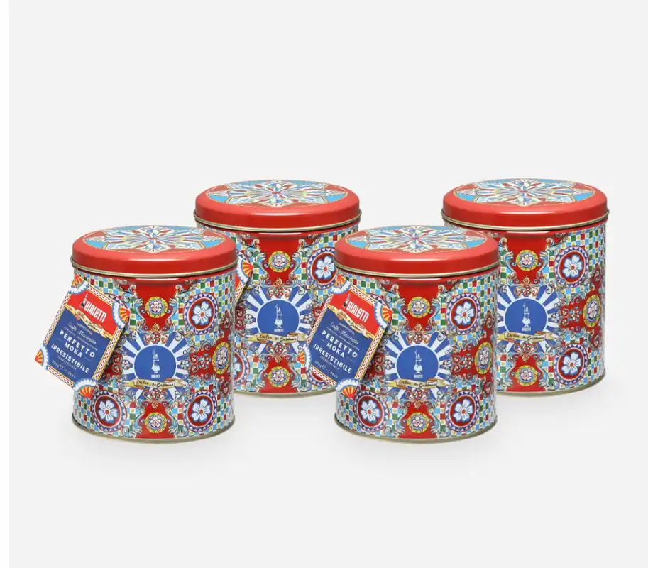Bialetti x Dolce & Gabbana Perfetto Moka
Irresistibile Gift Tin x 4