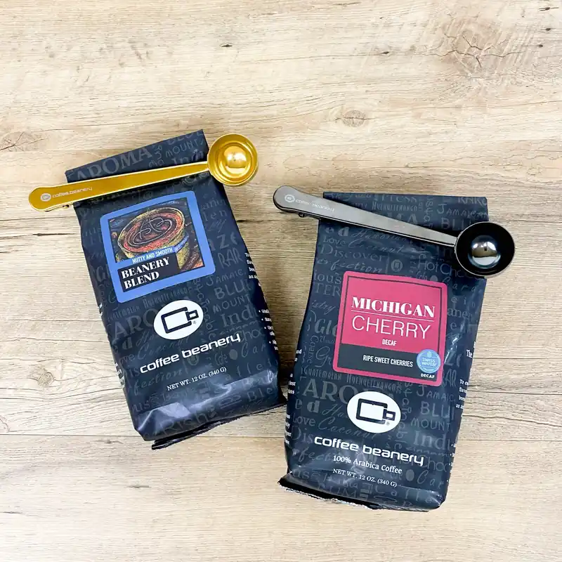 Bag Clip with Scoop