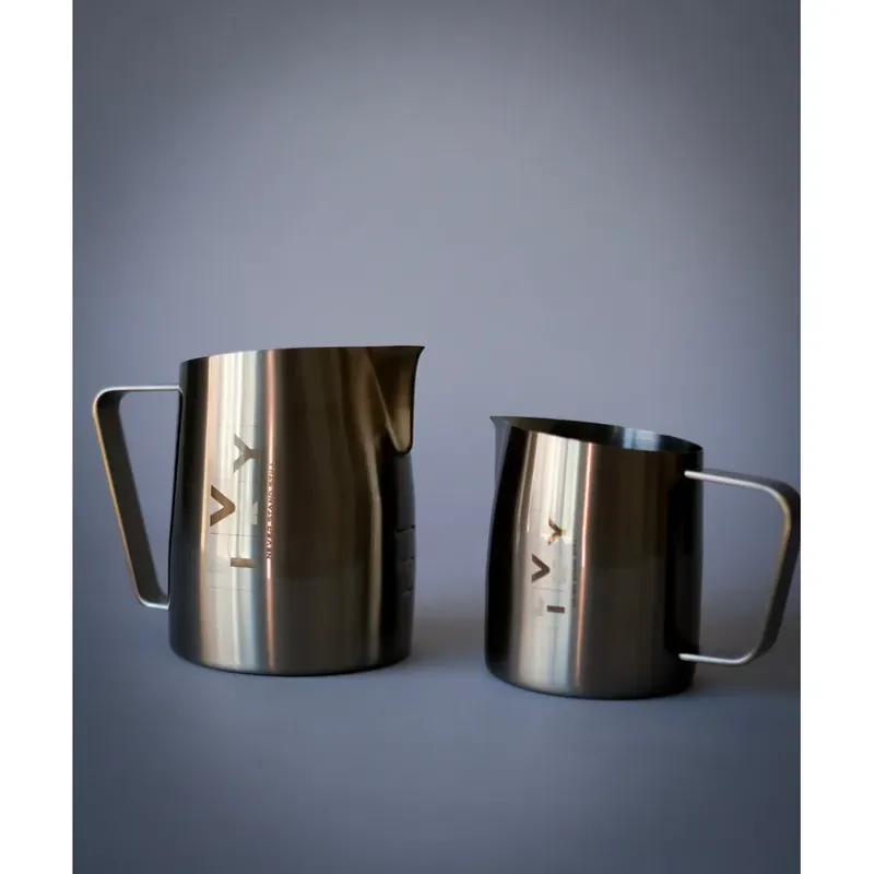 WPM x IVY LKY “NSS” Tapered Sharp Latte Art Pitcher in 10oz and 17oz Set