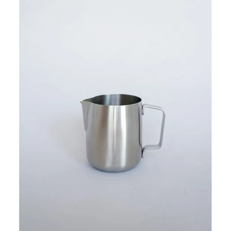 600cc / 20oz WPM Free Pour Latte Art Competition Pitcher in Brushed Steel