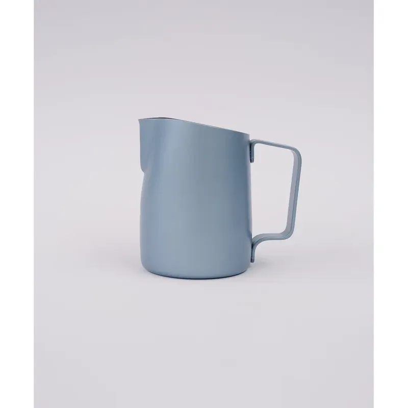 15oz Latte Art Pitcher with Round Spout in Silver Spruce
